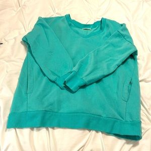 Zenana large v neck tunic sweatshirt with pockets